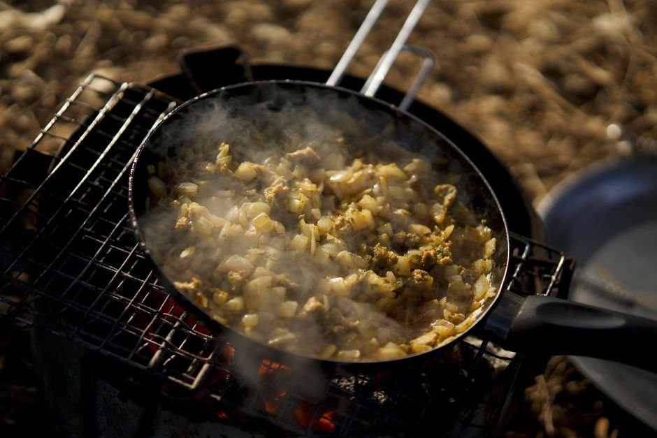 camp breakfast skillet